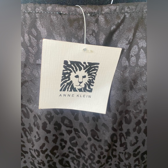 Anne Klein blouse - Picture 7 of 9